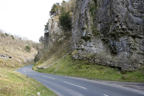 Cheddar desfiladeiro estrada somerset Inglaterra — Fotografia de Stock