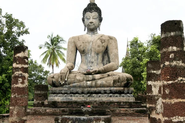 Sedící buddha sukothai Thajsko — Stock fotografie
