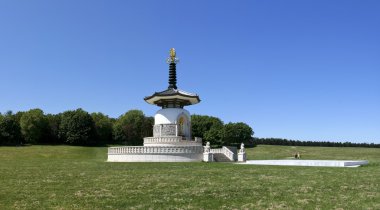 Peace pagoda milton keynes clipart