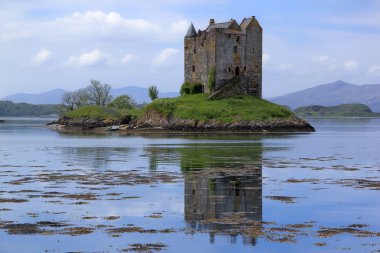 Castle stalker loch linnhe scotland clipart