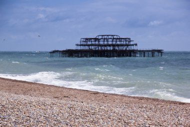 Brighton beach west pier Harabeleri