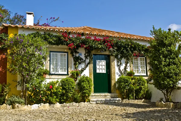 Typical house in obidos — Stock Photo, Image