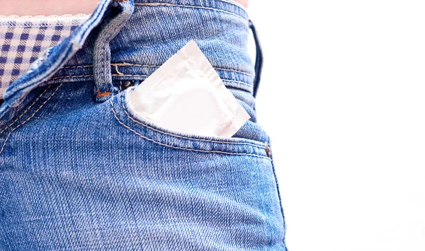Preservativo in tasca — Foto Stock