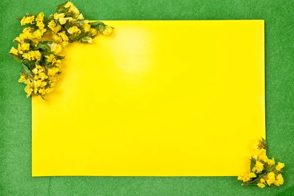Yellow paper blank — Stock Photo, Image
