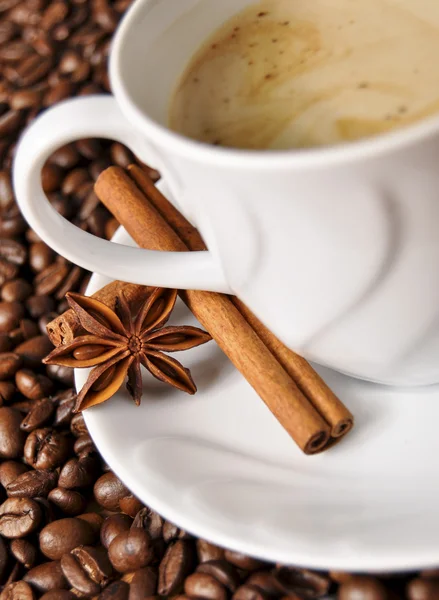 Cup of delicious coffee — Stock Photo, Image