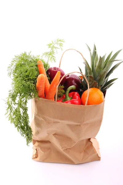 Τσάντα γεμάτη με λαχανικά Εικόνα Αρχείου