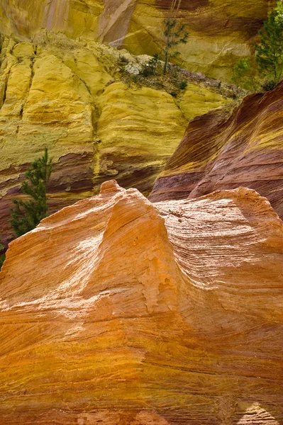黄土色の岩 — ストック写真