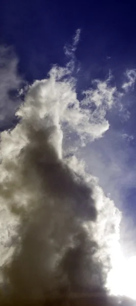 冬眠上的深泉云 — 图库照片
