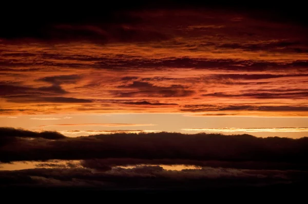 Orangefarbener Sonnenuntergang — Stockfoto