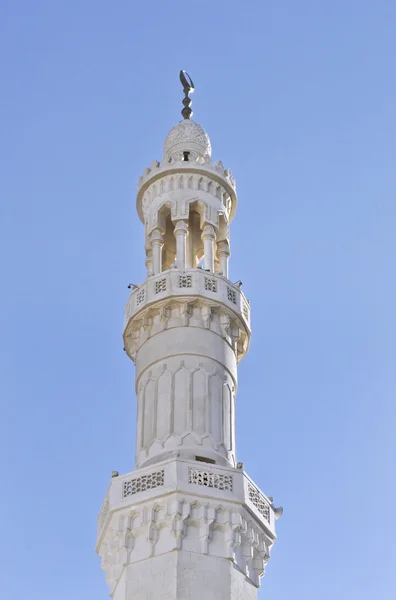 イスラム教徒のモスクのミナレット — ストック写真