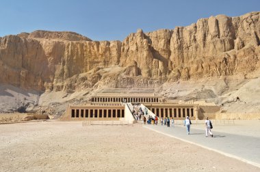Firavun Tapınağı