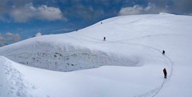 alpinists bir grup yapar bir