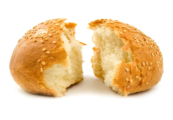 Dvě poloviny celozrnného chleba — Stock fotografie