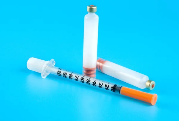 인슐린과 주사기 — 스톡 사진