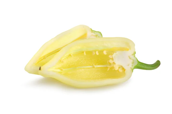 Gele paprika geïsoleerd — Stockfoto
