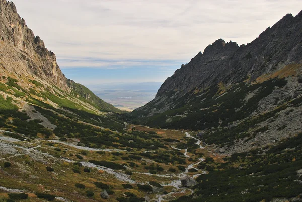 Cuenca de montaña — Foto de Stock