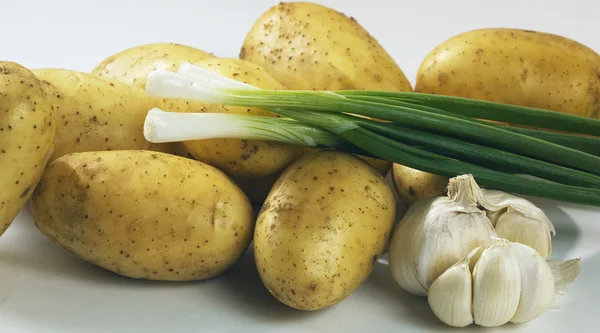 Cebolla de patata y ajo — Foto de Stock