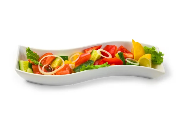 孤立在白色背景上的蔬菜沙拉 — 图库照片
