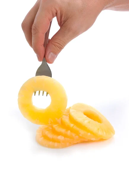 Ananas ring op een vork — Stockfoto