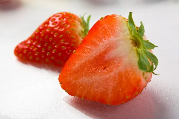 Sliced of ??strawberries — Stock Photo, Image