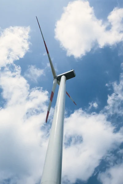 1,3 mw Windkraftanlage — Stockfoto