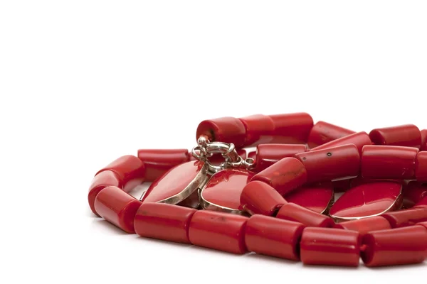 빨간 산호 팔찌와 목걸이 — 스톡 사진