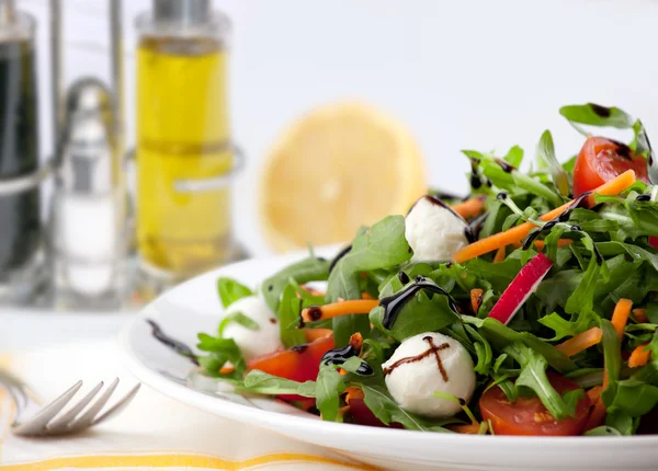 Gemengde groene salade — Stockfoto