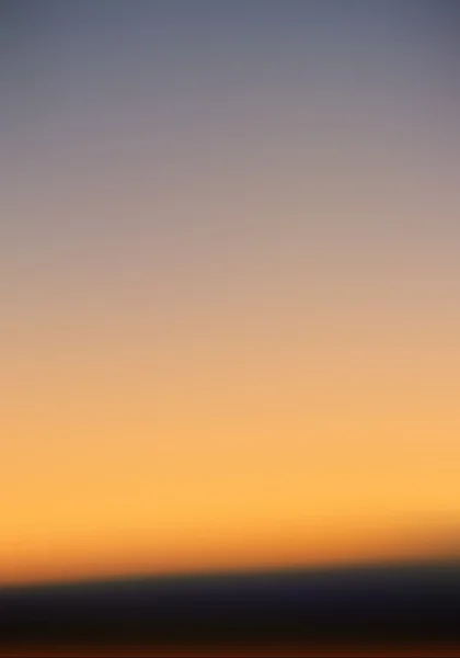 Sonnenuntergang und dunkler Horizont — Stockvektor