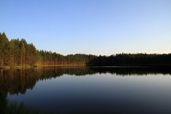 Lago. Imagen de stock