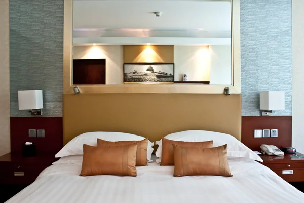 Hotel Bed — Stok fotoğraf