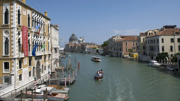 Kanál v Benátkách, Itálie — Stock fotografie