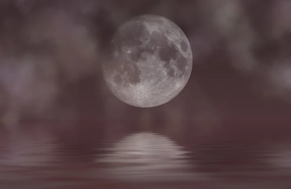 红月亮 — 图库照片
