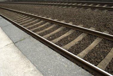 Demiryolu hatları tren istasyonunda