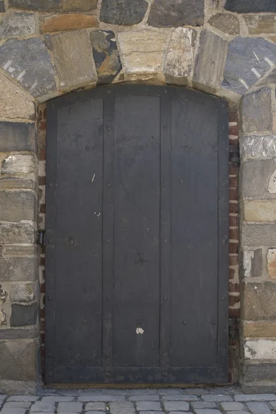 中世纪的木质门 — 图库照片