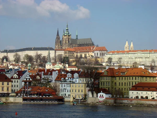 Het kasteel van Praag — Stockfoto