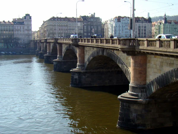 Die Palackeho-Brücke in Prag — Stockfoto