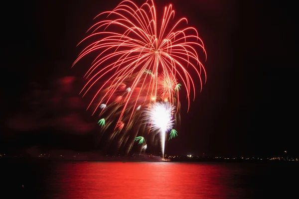 A negyedik július tűzijáték — Stock Fotó