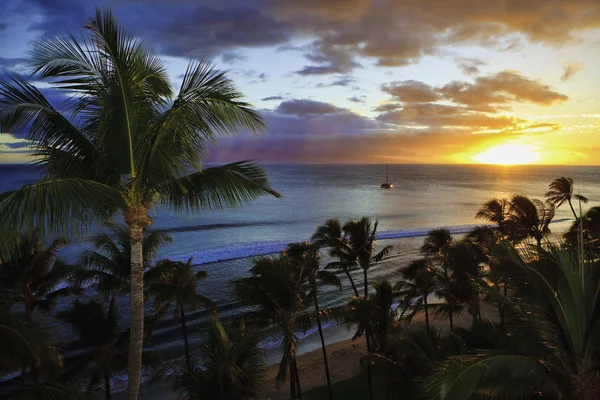 Pacific sunset på kaanapali beach — Stockfoto