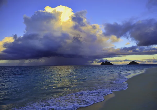 Sena eftermiddagen offshore regnstorm — Stockfoto