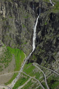 Norveç 'te Dağ Yolu