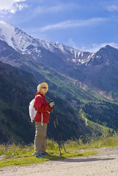 Old women in mountain — Stock Photo, Image
