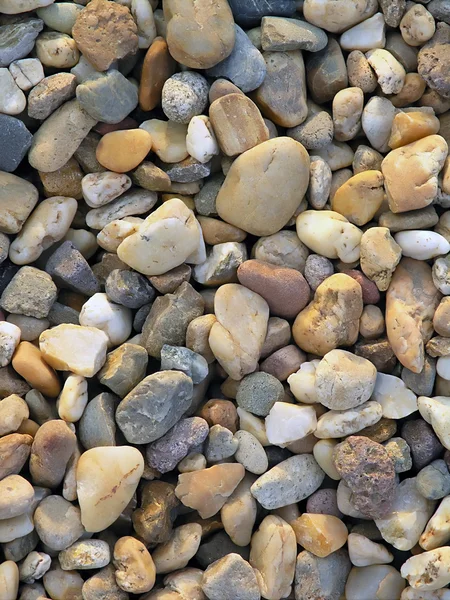 Скалы на пляже — стоковое фото