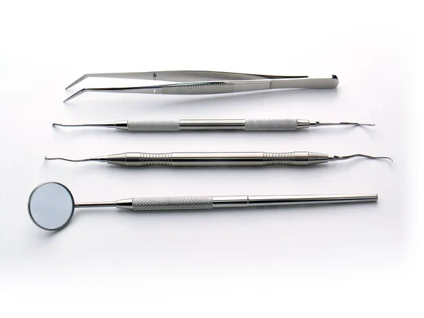 Dentální nástroje v aray — Stock fotografie