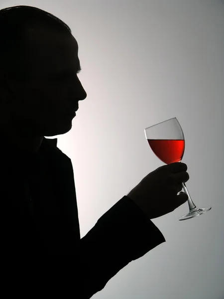 Şarap kadehi adam — Stok fotoğraf