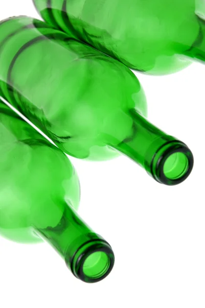 Detalhe de garrafas de vinho de vidro verde vazias — Fotografia de Stock