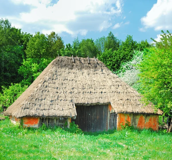 Zavallı köylü kabin — Stok fotoğraf