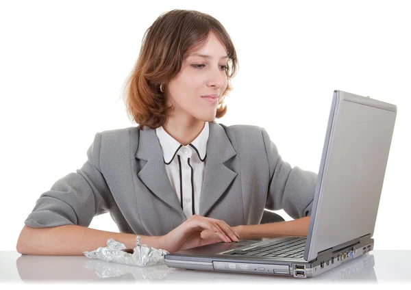 Mulher de negócios e laptop — Fotografia de Stock