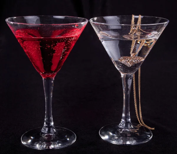 Two glasses of cocktails — Stock Photo, Image
