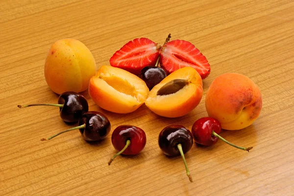 Vegyes gyümölcs — Stock Fotó