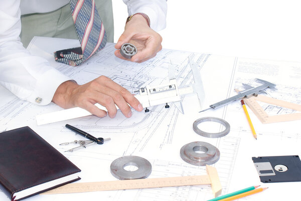 Контрольные инструменты
